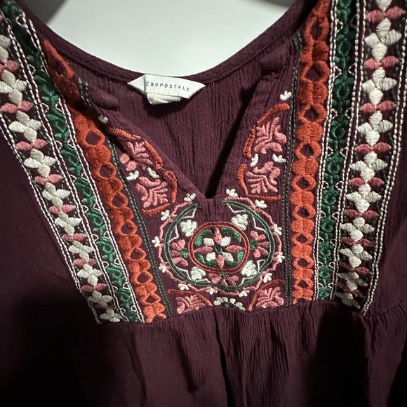 Aeropostale Sleeveless Embroidered Split Neck Top Size Small Summer Boho Chic XS - Picture 3 of 7